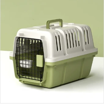 The role of cat transport box in carrying cats for tourism